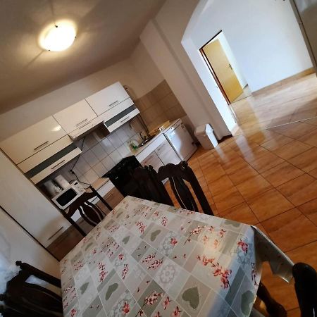 Appartamento Anita Vir Esterno foto